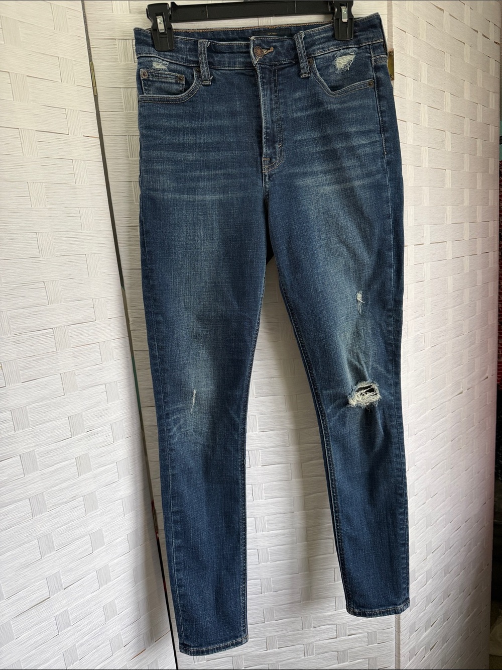 Lucky Brand Dark Blue Distressed Skinny Jeans Size 4